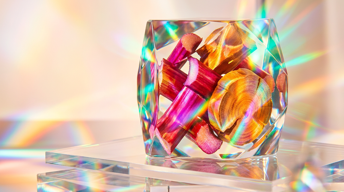 When to Wear Rhubarb Sandalwood Sample: From Day to Night