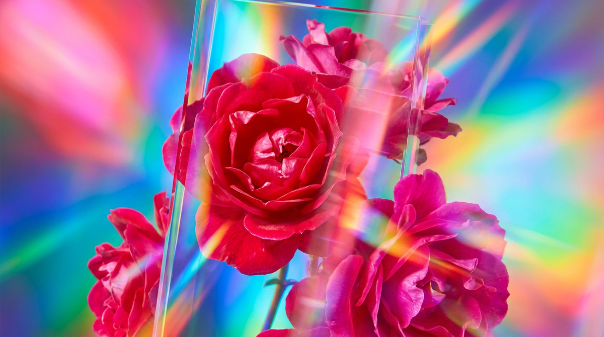 How to Layer Wild Roses Perfume with Other Scents for a Unique Signature